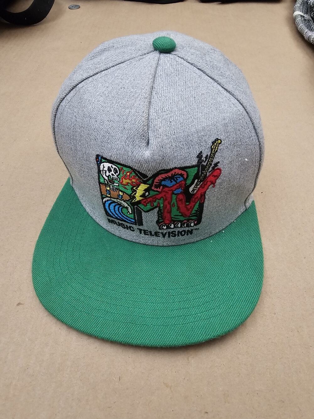Vintage MTV Music Television Snapback Hat – Gray with Green Bill – Adjustable